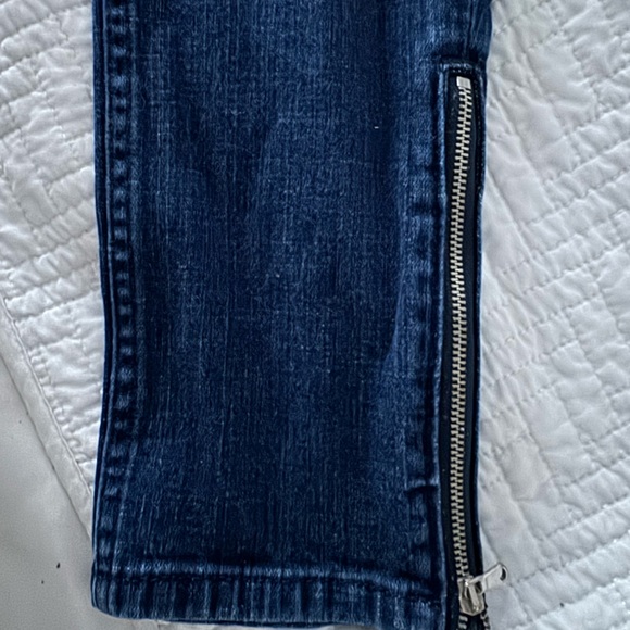 Levi’s women’s jeans with ankle zippers and pockets zippers - Picture 3 of 5